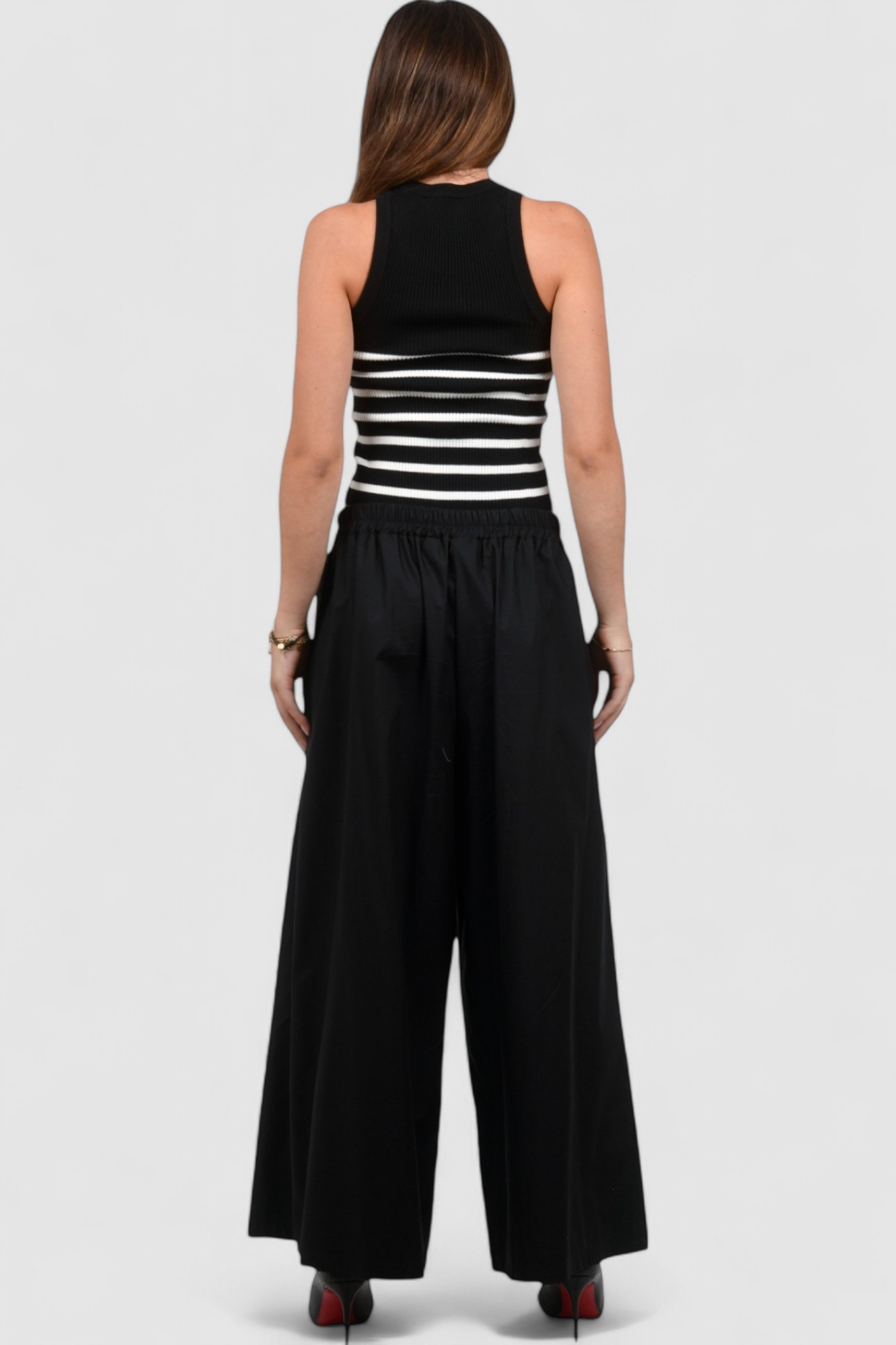 Ženski crni top Leona