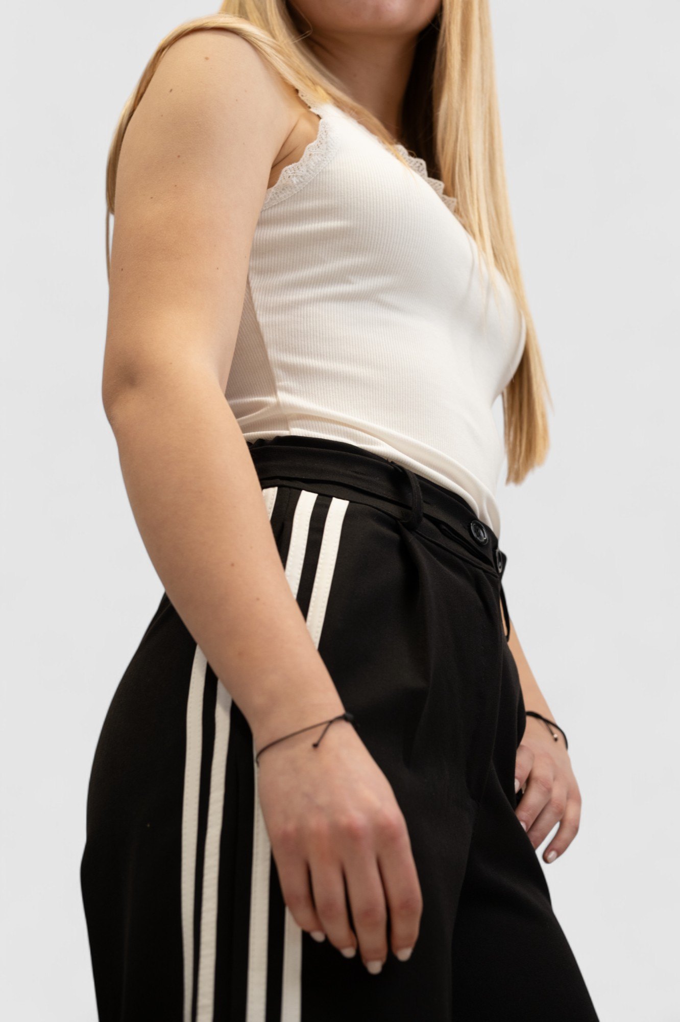 Ženska bijela majica bez rukava Danielle