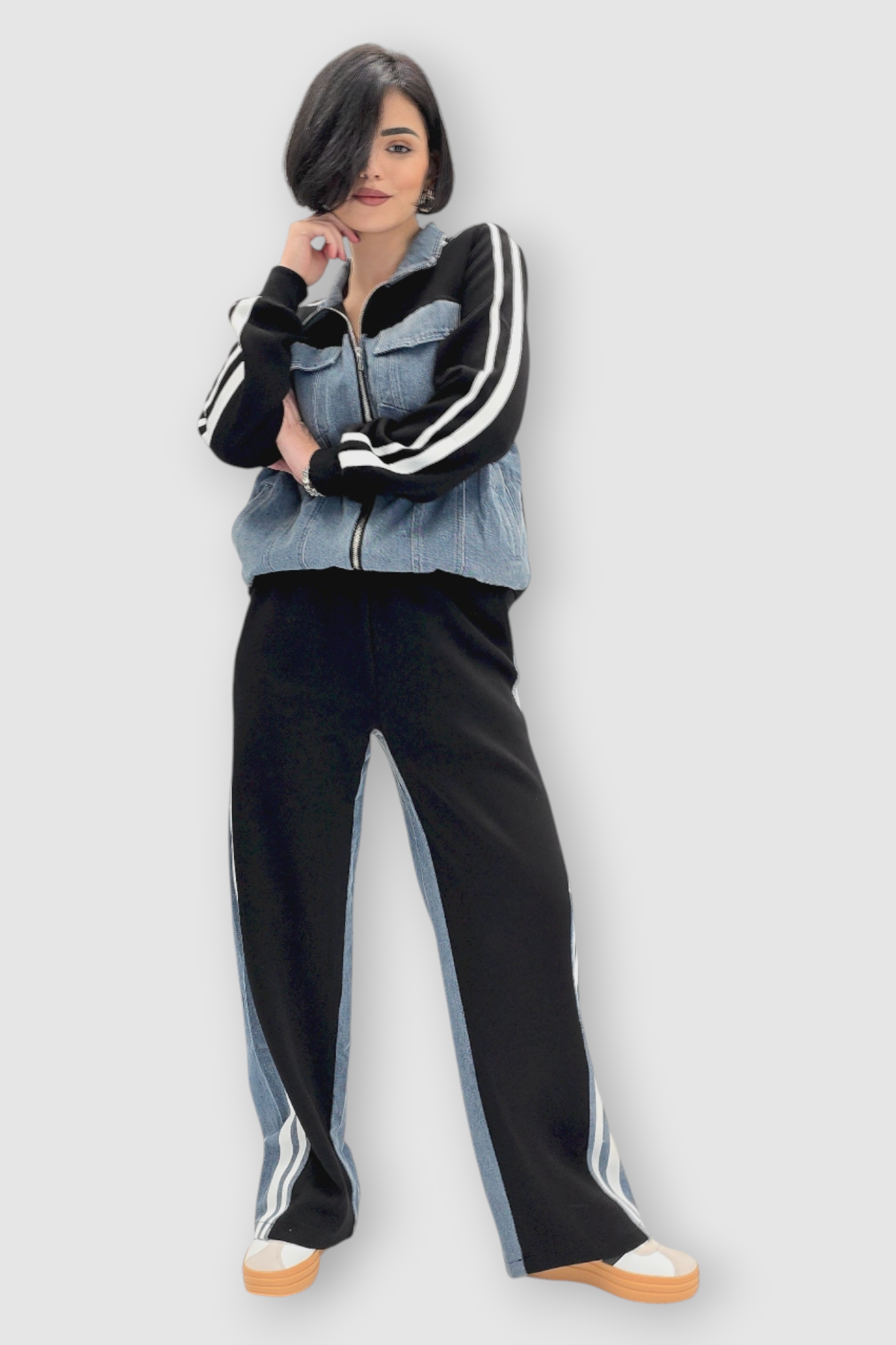 Ženska crna kontrastna trenirka Chloe s retro i sporty dizajnom