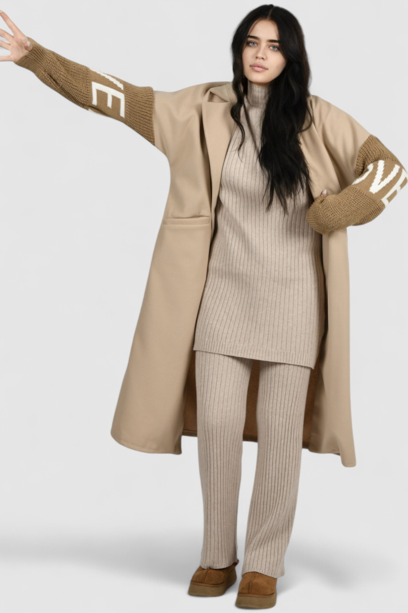 Ženska bež trenirka komplet Beatrix