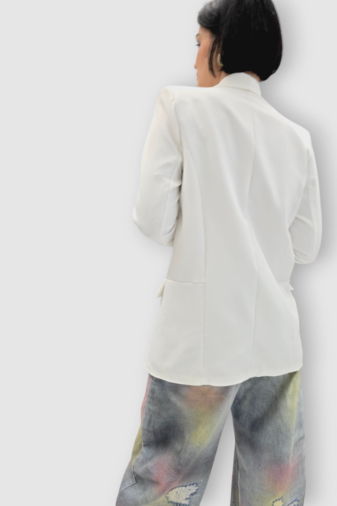 Elegantni duži sako Finna u bijeloj boji