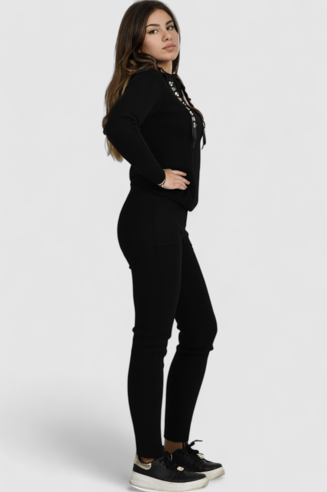 Ženska crna trenirka komplet Leila