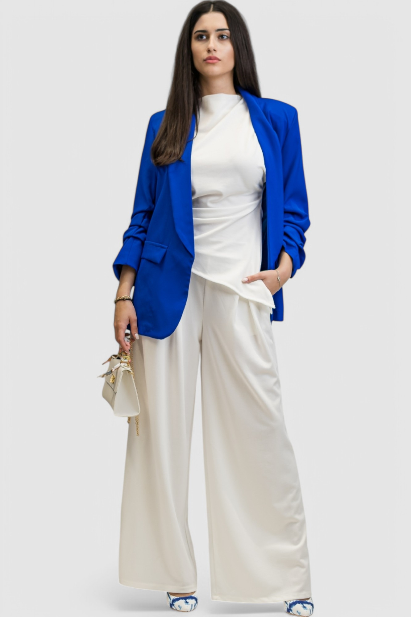 Ženski bijeli komplet s asimetričnim topom Francine