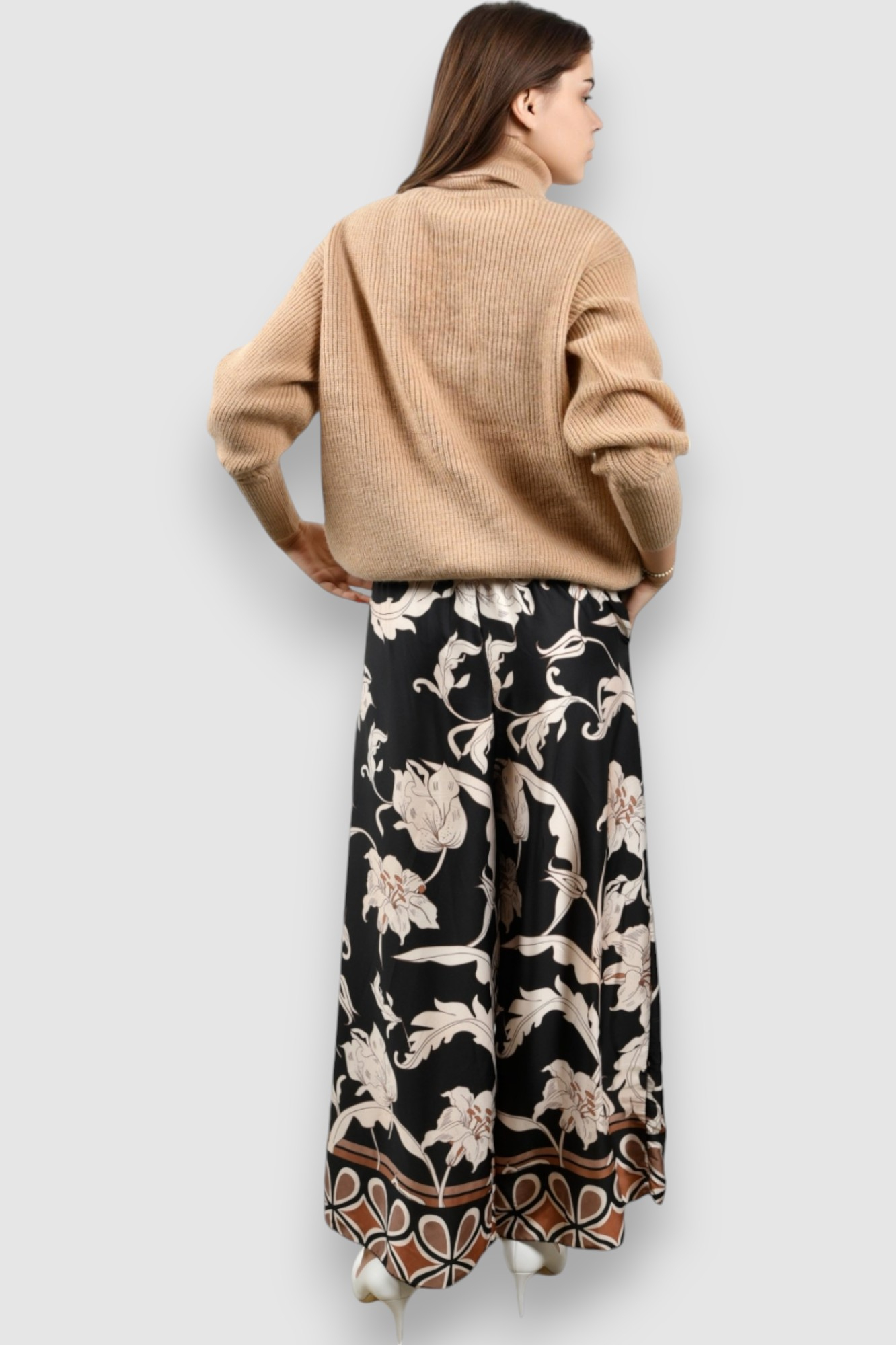 Ženski smeđi topliji džemper Horizon